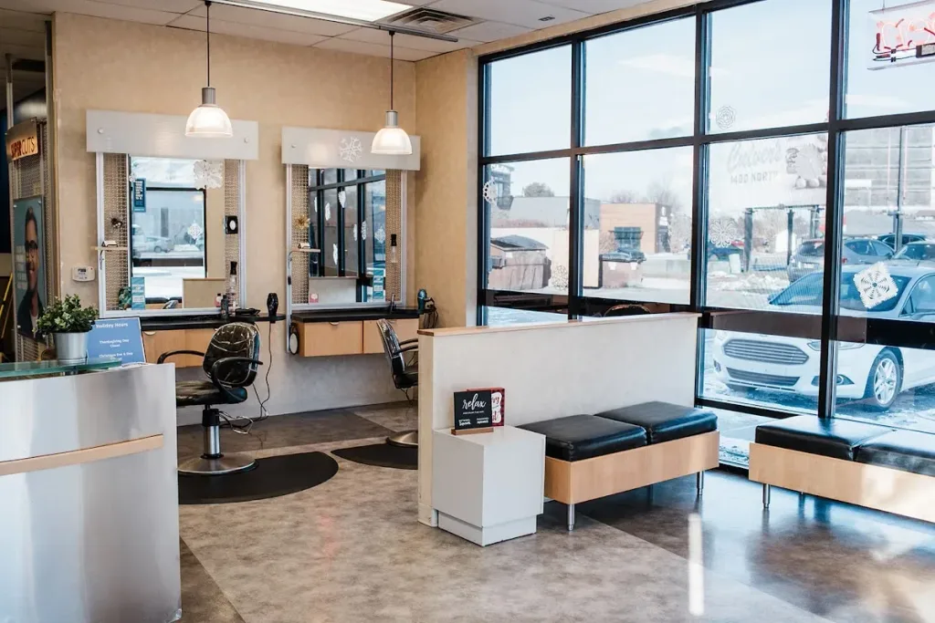 SUPERCUTS — Hair salon in Logan
