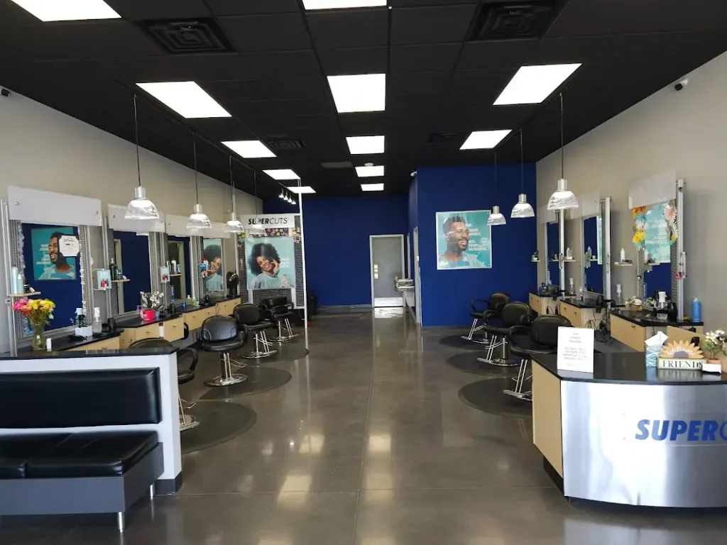 SUPERCUTS — Hair salon in Norwalk