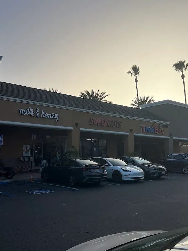 SUPERCUTS — Hair salon in Aliso Viejo