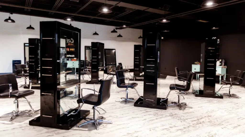 Vivid Salon — Hair salon in Linthicum Heights