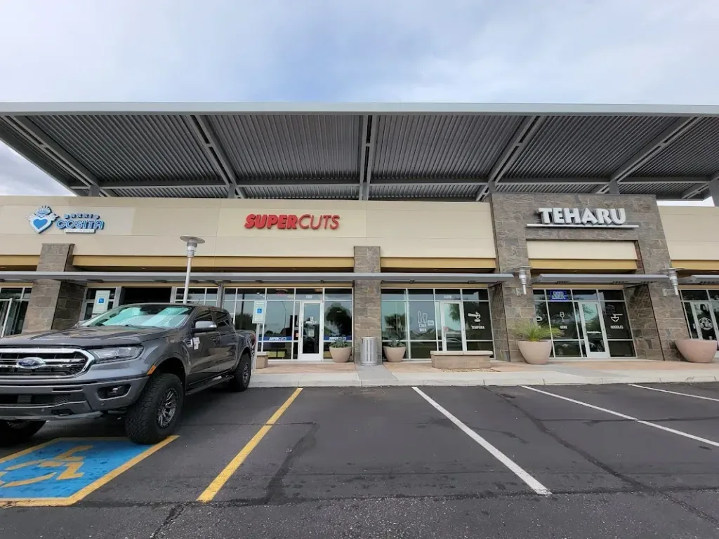 SUPERCUTS — Hair salon in Scottsdale