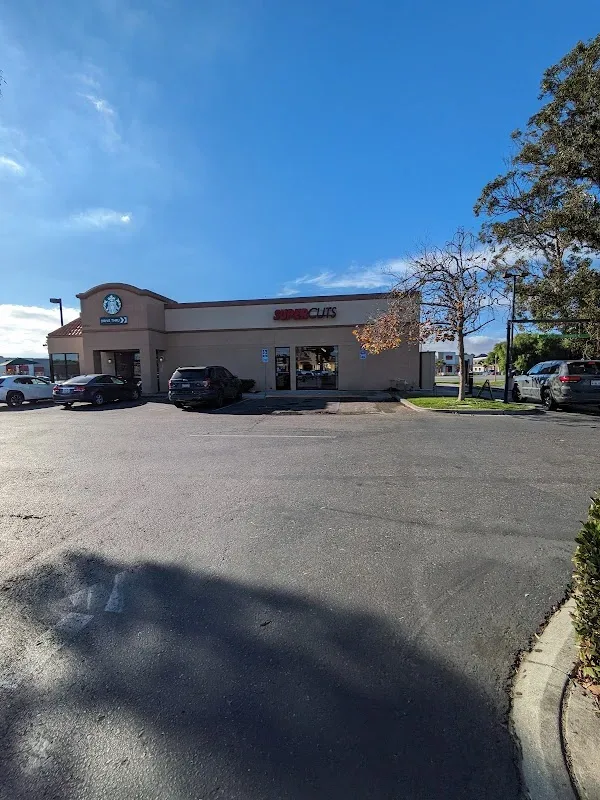 SUPERCUTS — Hair salon in Lompoc
