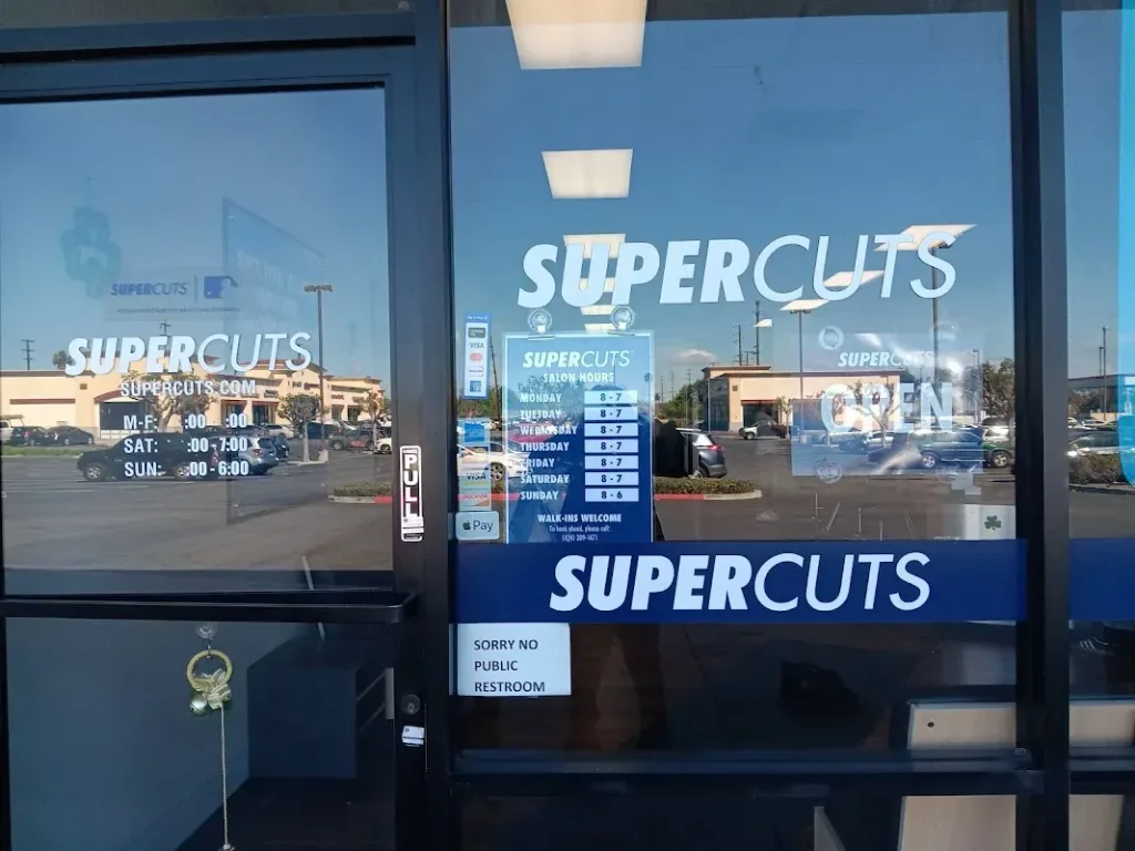 SUPERCUTS — Hair salon in Carson