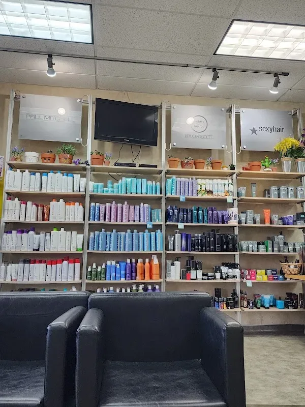 SUPERCUTS — Hair salon in Upland