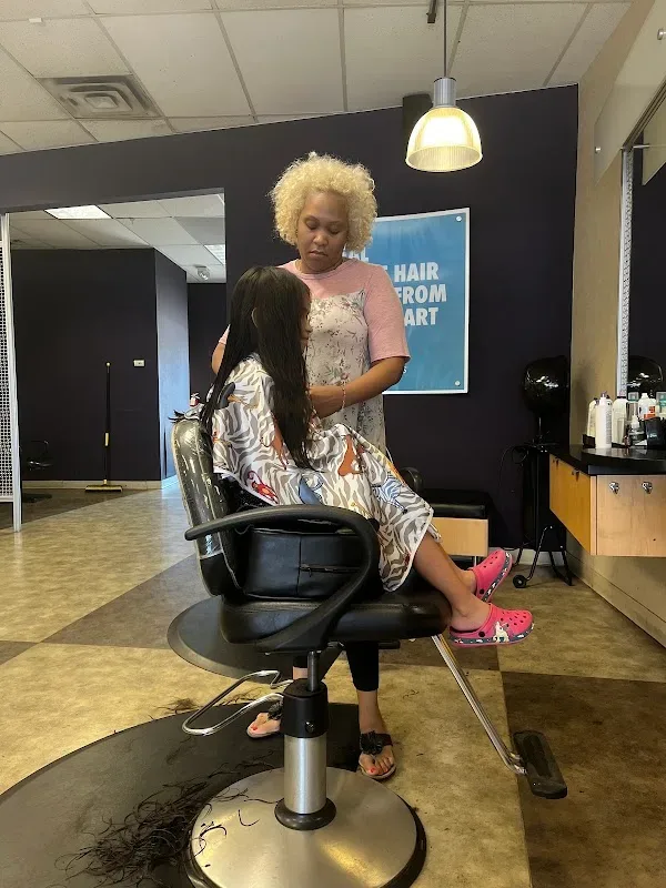 SUPERCUTS — Hair salon in Wantagh