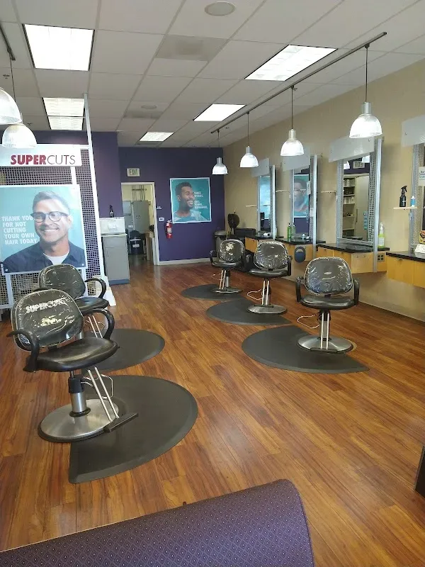 SUPERCUTS — Hair salon in Walnut Creek