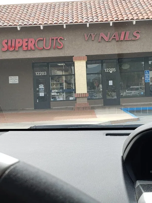 SUPERCUTS — Hair salon in Chino