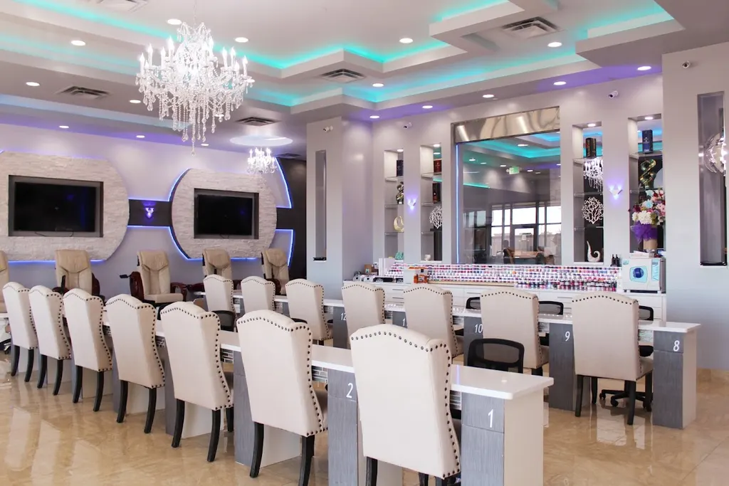 Villa Salon — Nail salon in Colorado Springs