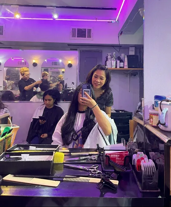 Lee Ren Beauty Salon — Hair salon in New York