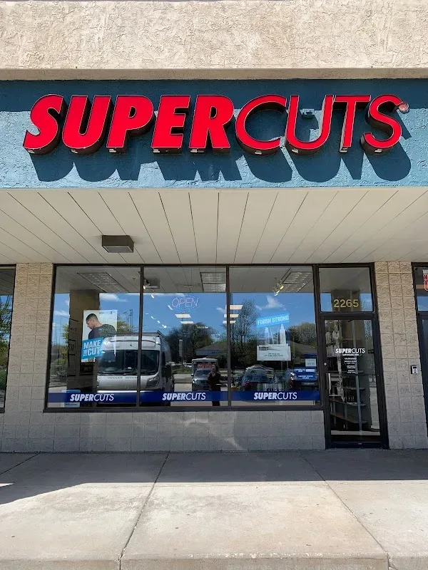 SUPERCUTS — Hair salon in West Allis