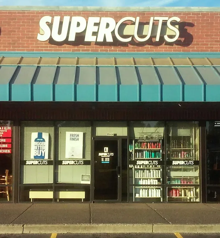 SUPERCUTS — Hair salon in Springfield