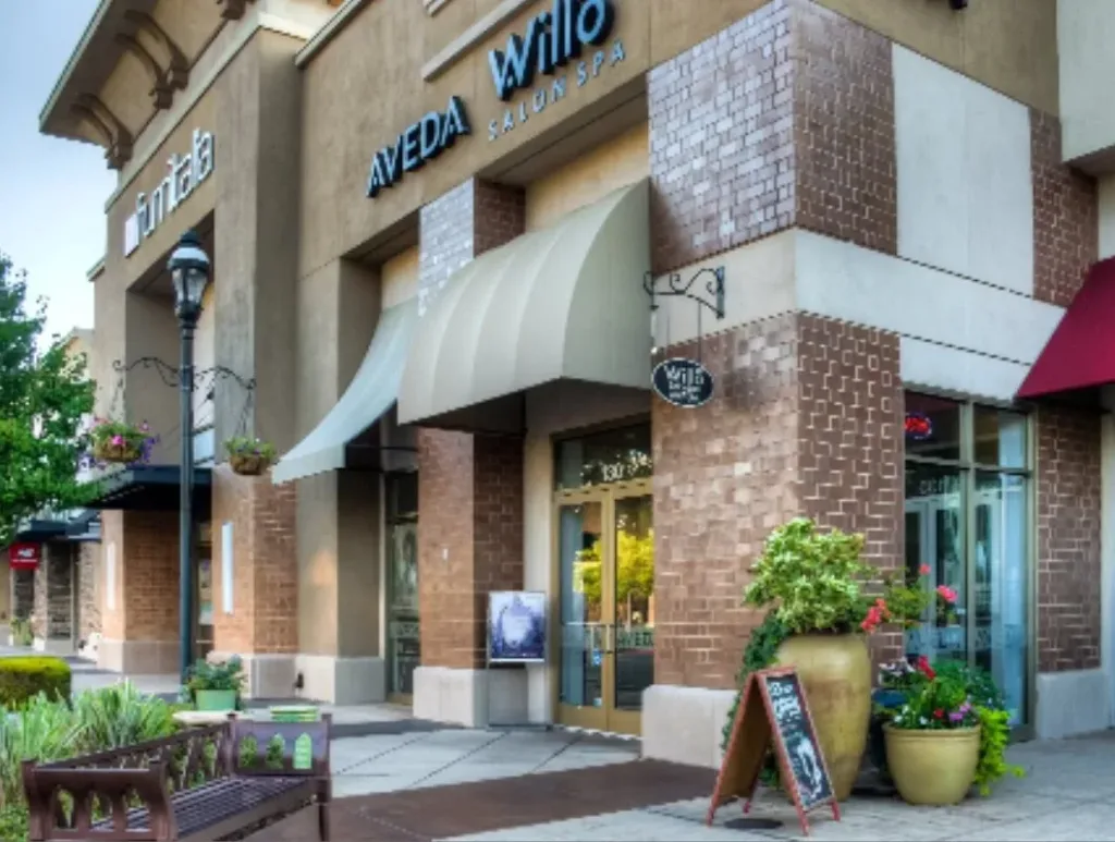Willo Aveda Salon - Roseville — Hair salon in Roseville