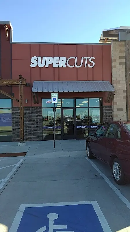 SUPERCUTS — Hair salon in Thornton