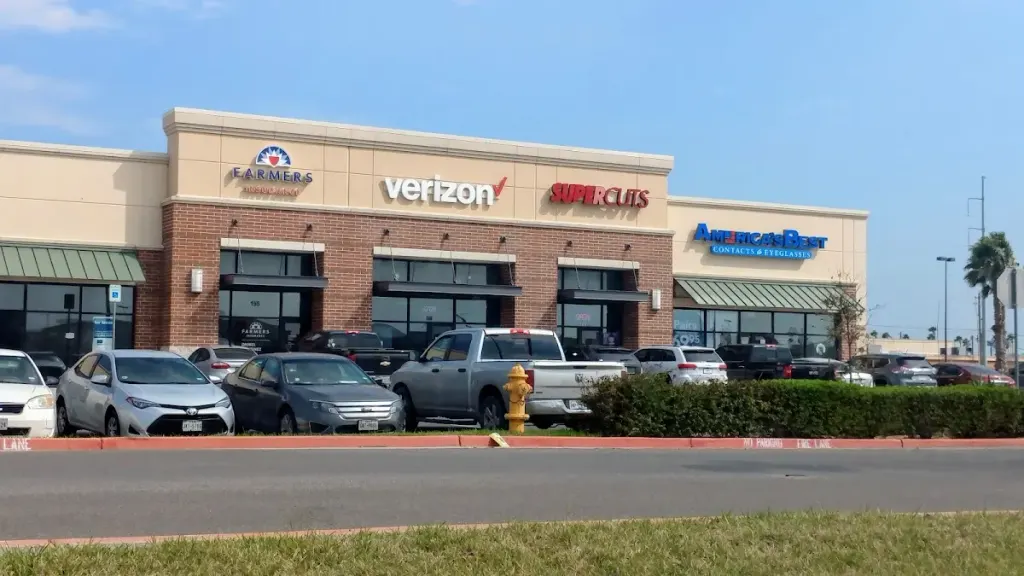 SUPERCUTS — Hair salon in Harlingen