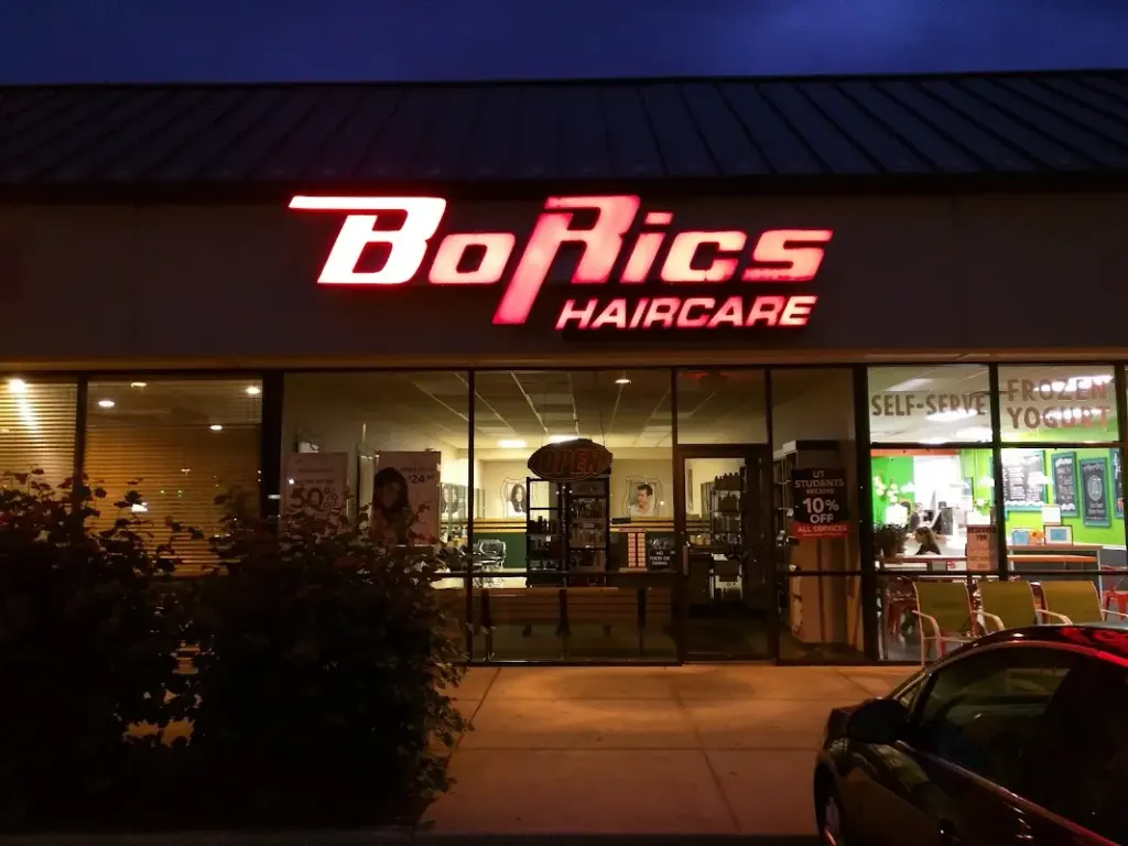 SUPERCUTS — Hair salon in Toledo