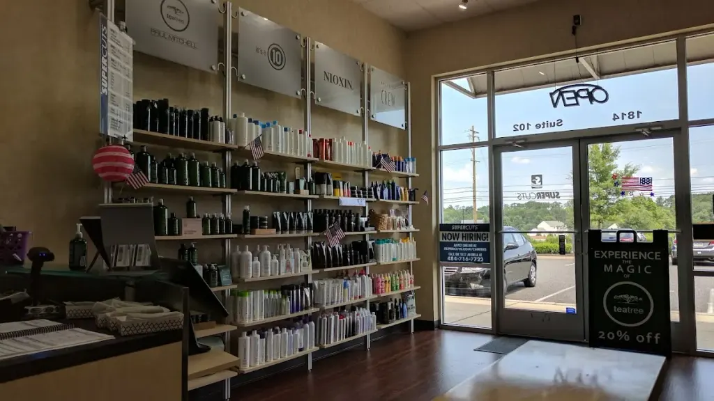 SUPERCUTS — Hair salon in Royersford