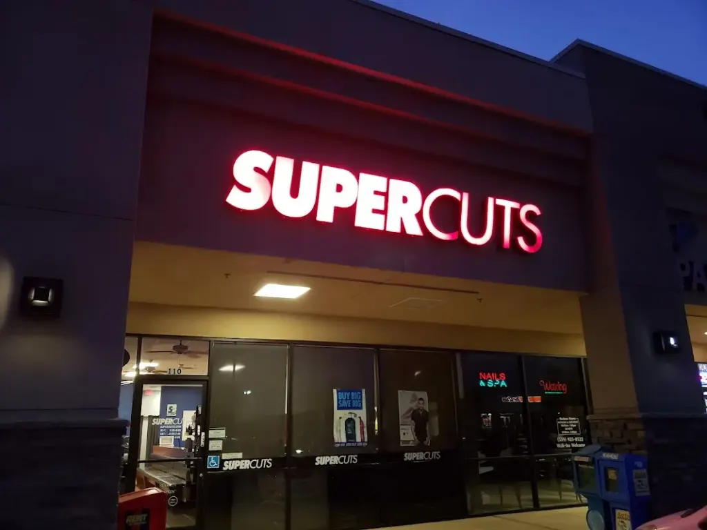 SUPERCUTS — Hair salon in Lemoore
