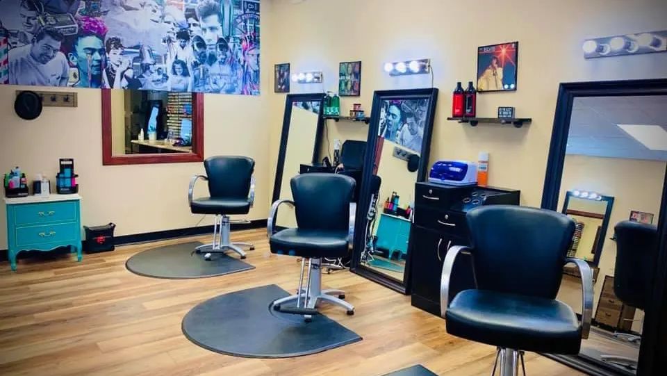 ​New Styles Salon — Hair salon in Davenport