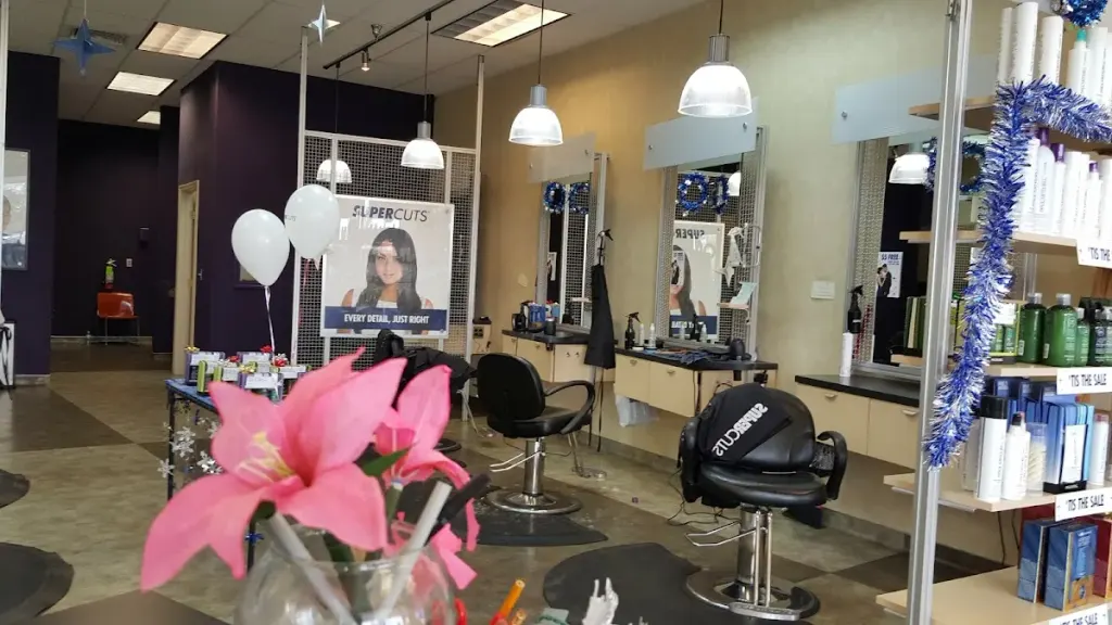 SUPERCUTS — Hair salon in Las Cruces