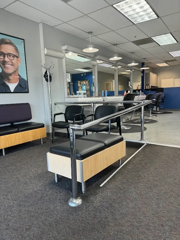 SUPERCUTS — Hair salon in Hayward