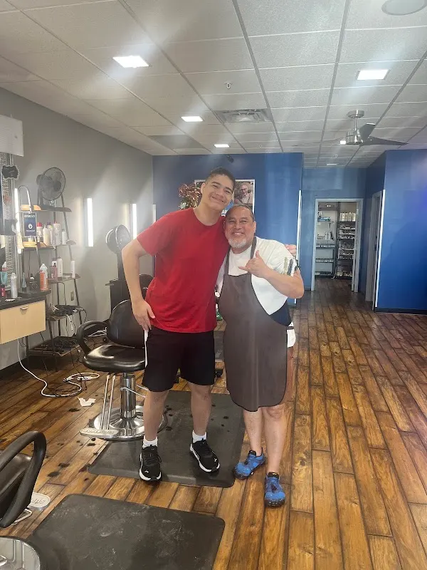 SUPERCUTS — Hair salon in Omaha