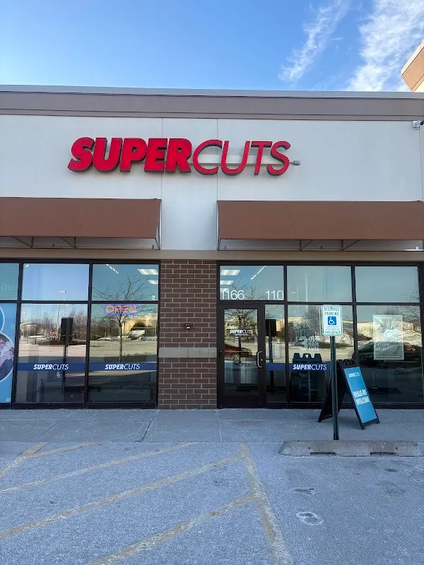 SUPERCUTS — Hair salon in Waukesha