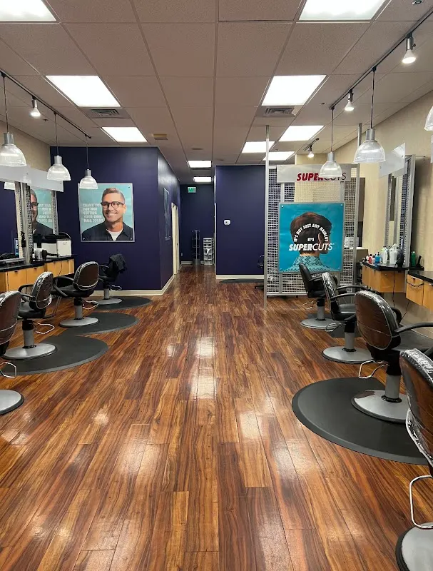 SUPERCUTS — Hair salon in Kihei