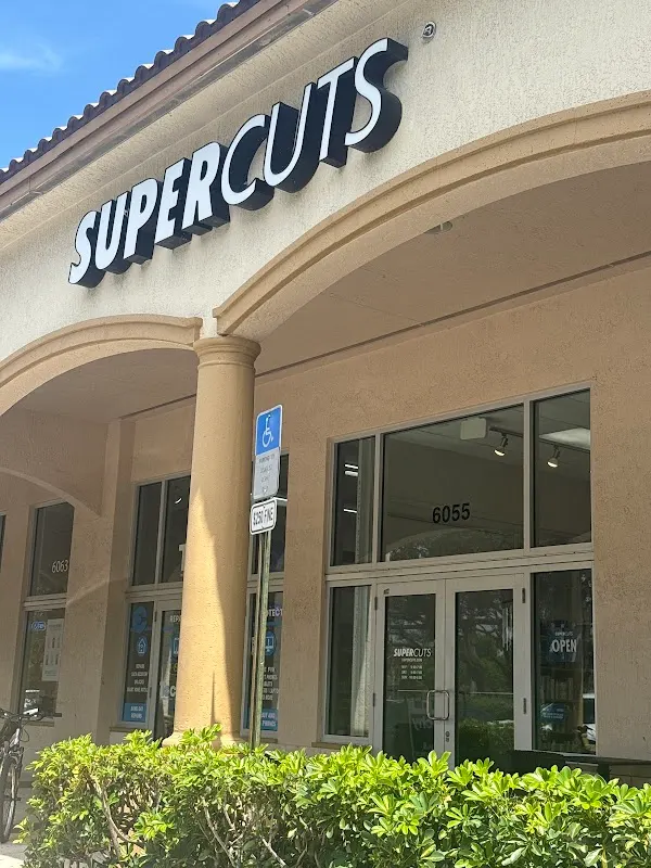 SUPERCUTS — Hair salon in Coral Springs