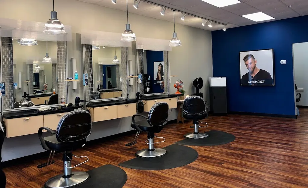SUPERCUTS — Hair salon in Madison