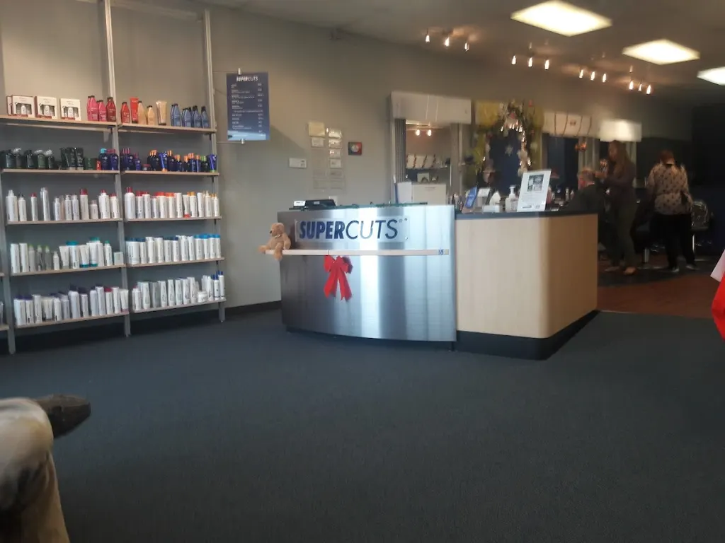 SUPERCUTS — Hair salon in Ashland