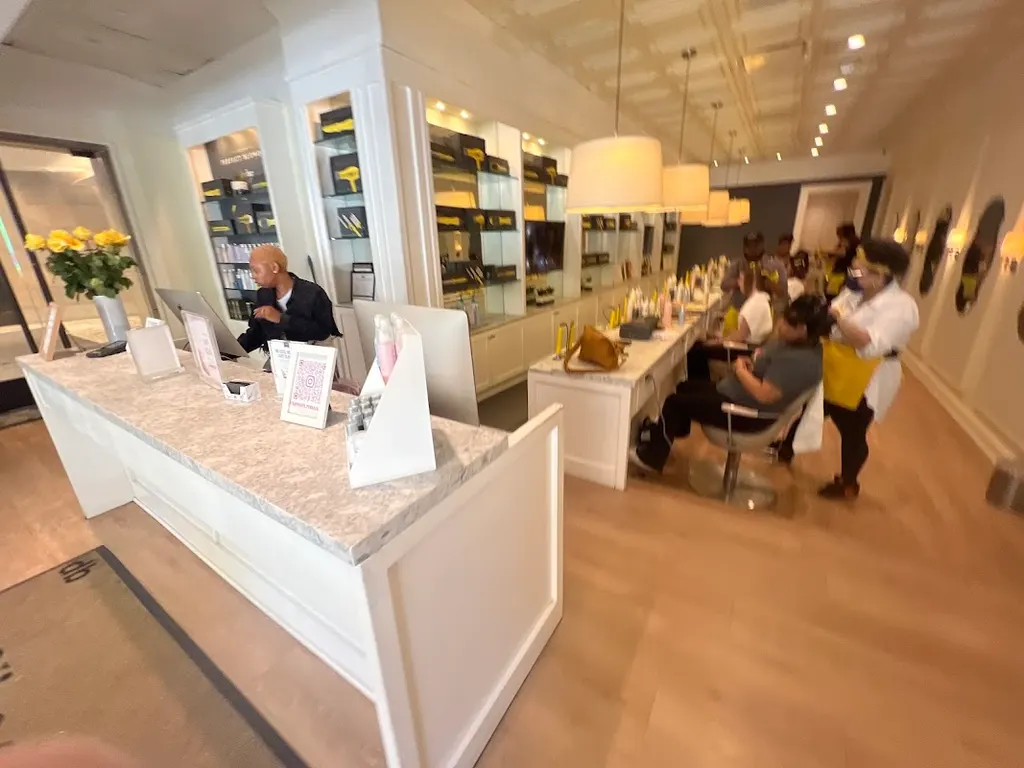 Drybar - Penn Quarter — Hair salon in Washington