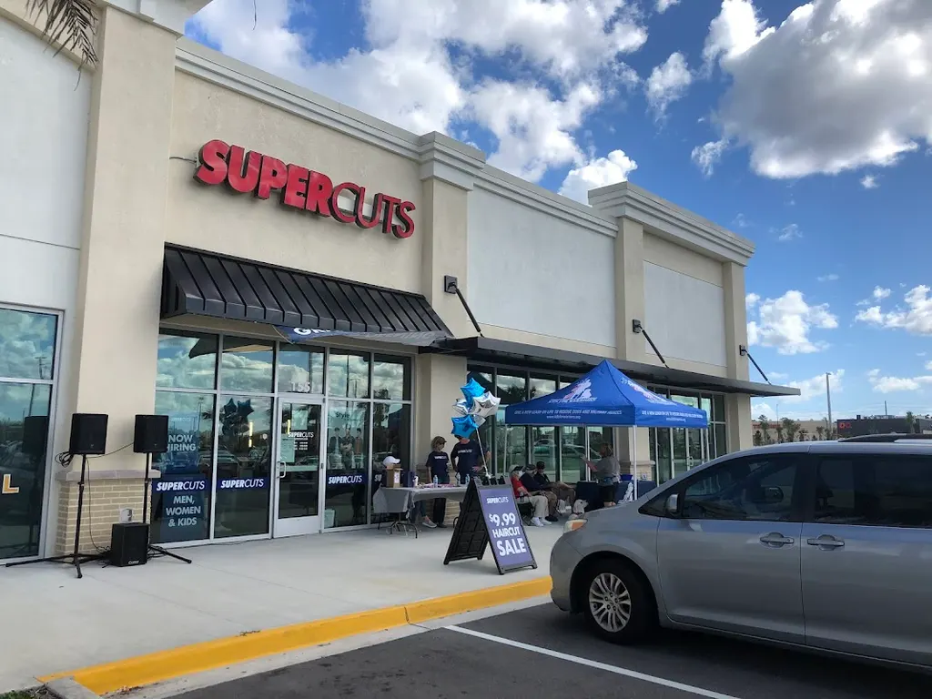 SUPERCUTS — Hair salon in St Johns