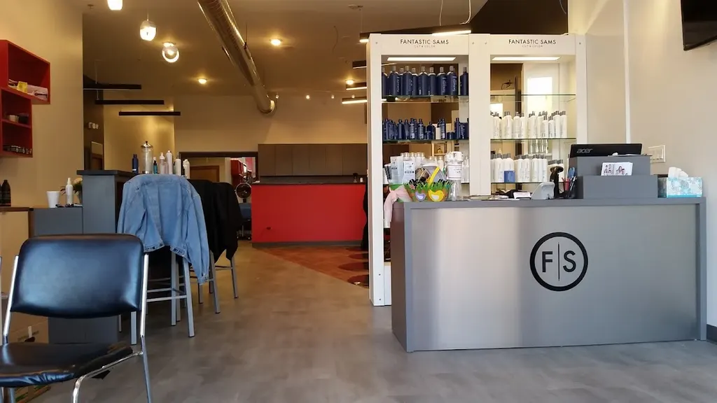Fantastic Sams Cut & Color — Hairdresser in Forest Park