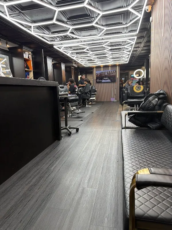 Brazilian Hair Style — Hair salon in Philadelphia