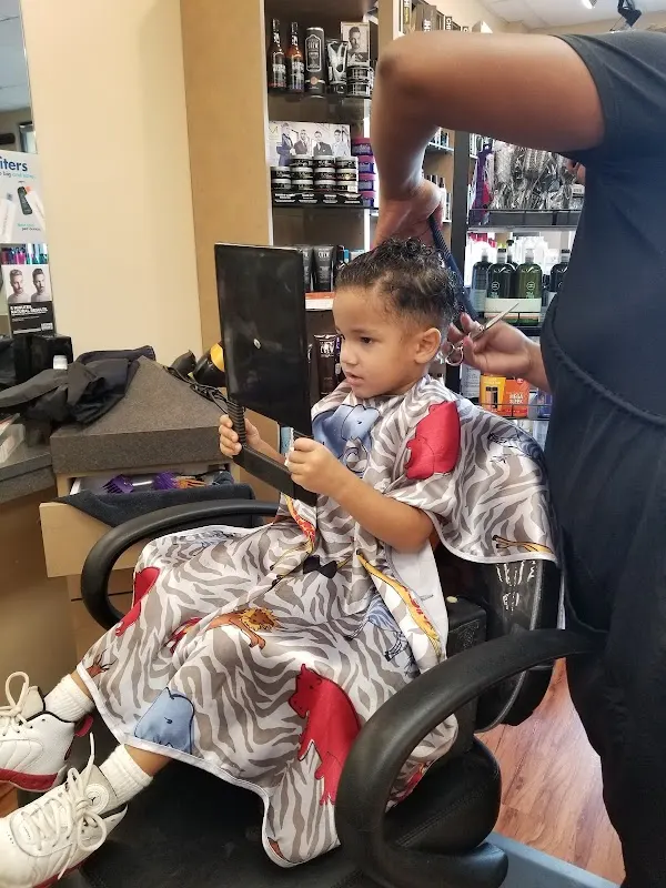 SUPERCUTS — Hair salon in New Iberia