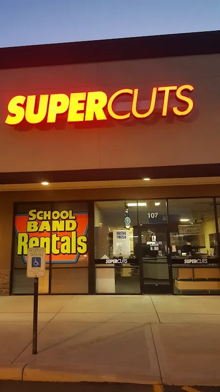 SUPERCUTS — Hair salon in Peoria