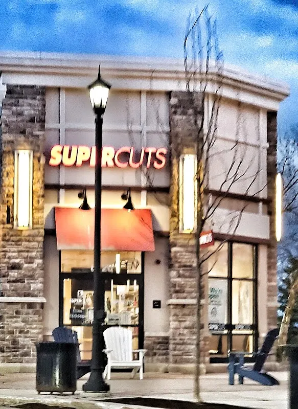 SUPERCUTS — Hair salon in Northborough