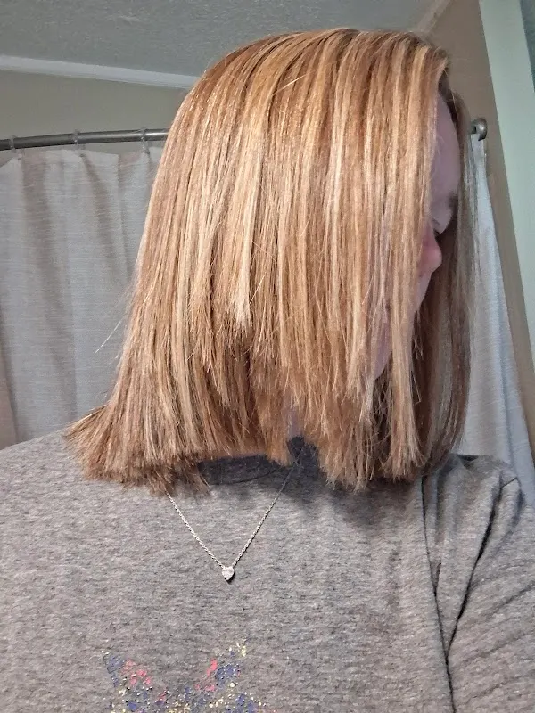 HOLIDAY HAIR — Hair salon in Chillicothe