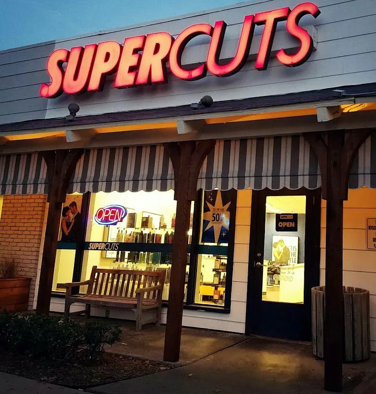 SUPERCUTS — Hair salon in Tulsa