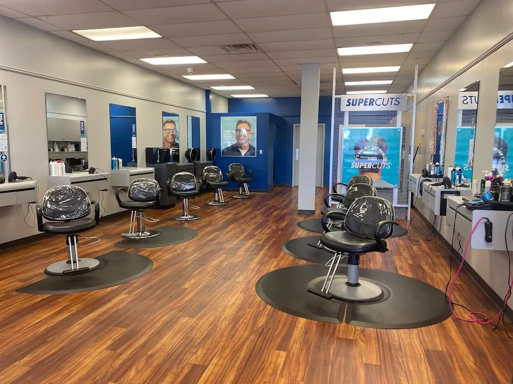 SUPERCUTS — Hair salon in Lakeland