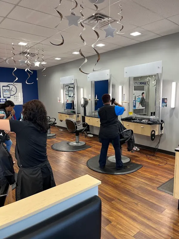 SUPERCUTS — Hair salon in Durham