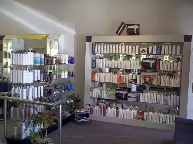 SUPERCUTS — Hair salon in Los Angeles