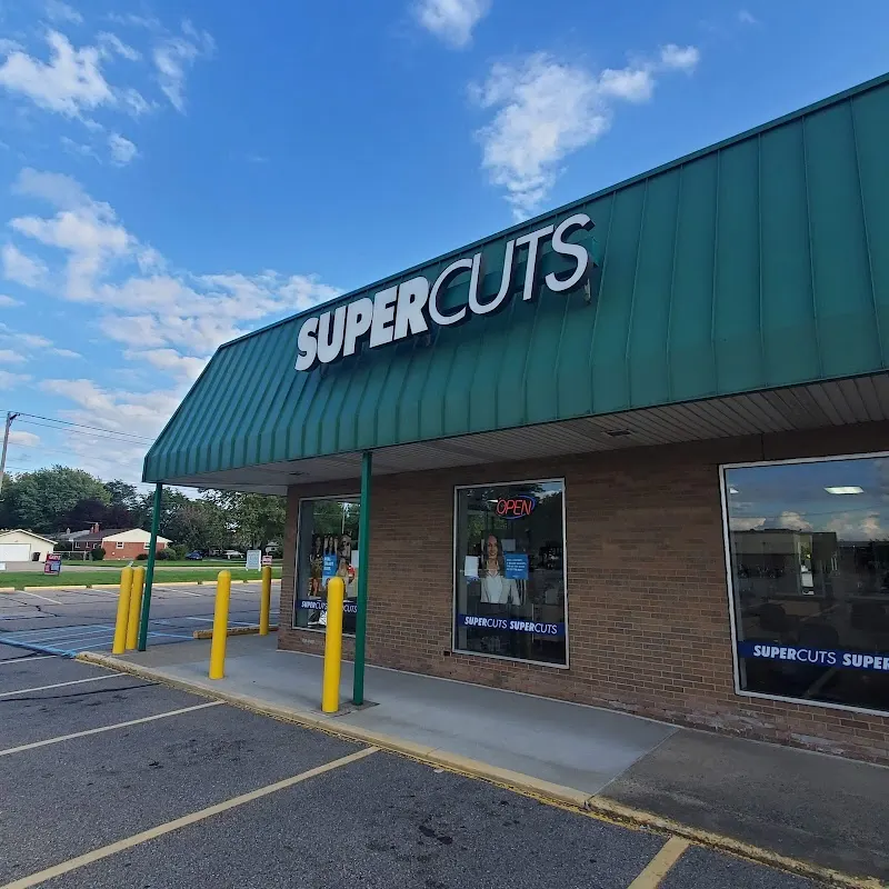 SUPERCUTS — Hair salon in Warren