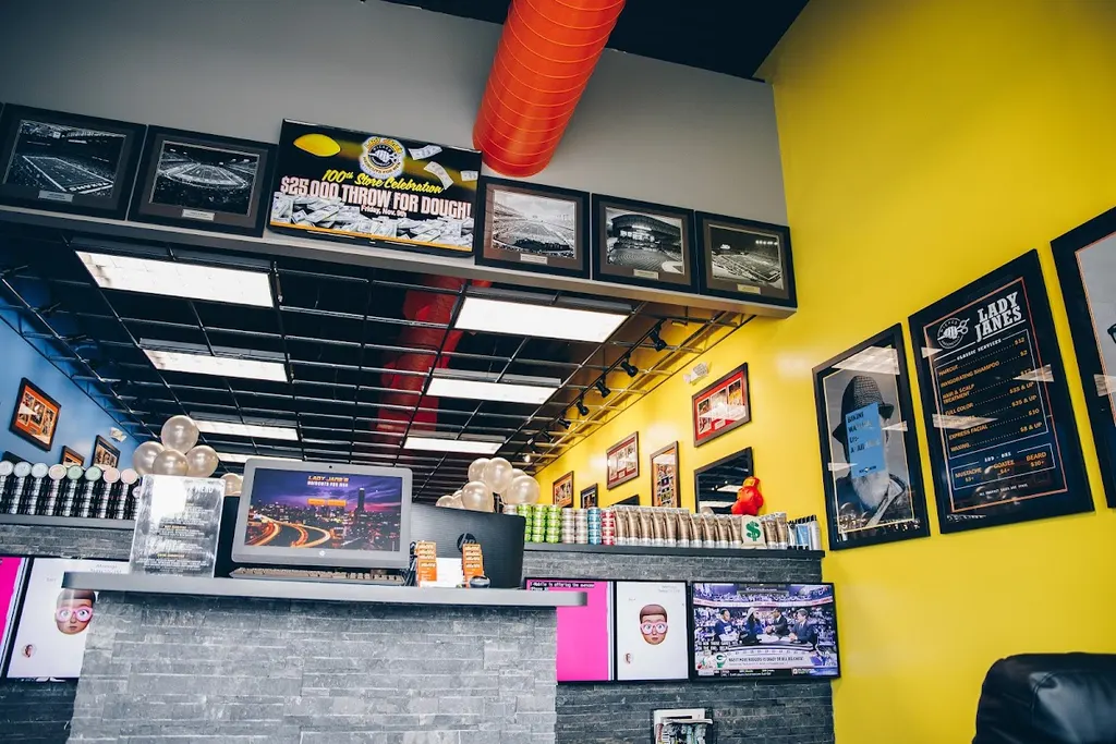 Lady Janes — Hair salon in Columbus