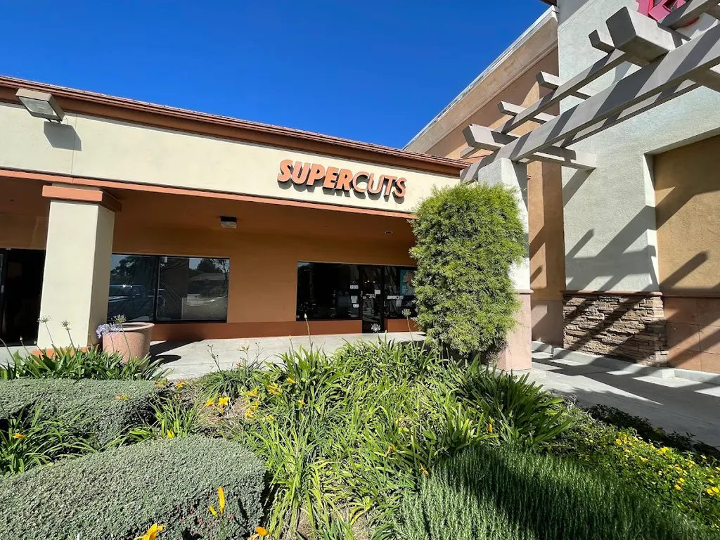 SUPERCUTS — Hair salon in Goleta