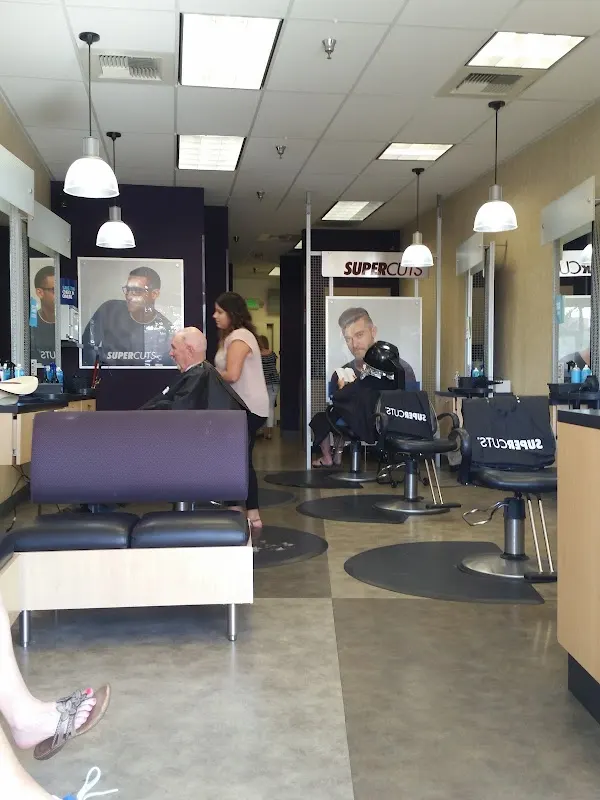 SUPERCUTS — Hair salon in Atwater