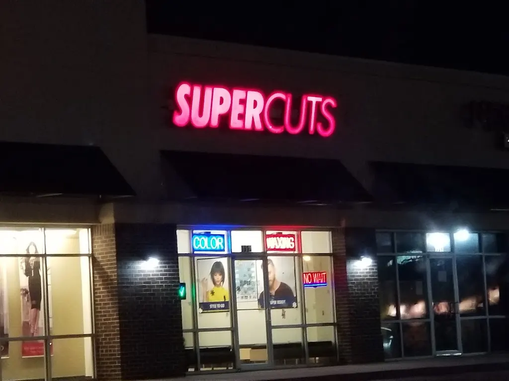 SUPERCUTS — Hair salon in Purcell