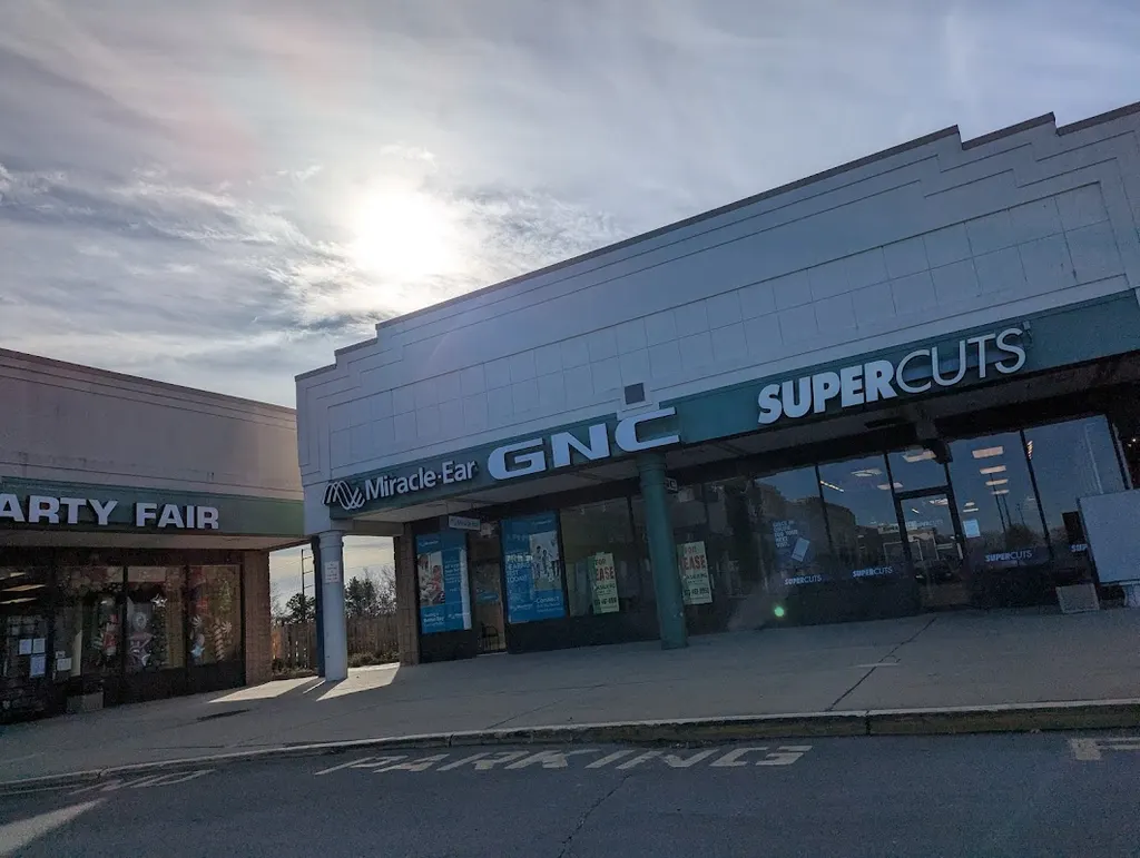 SUPERCUTS — Hair salon in Manahawkin