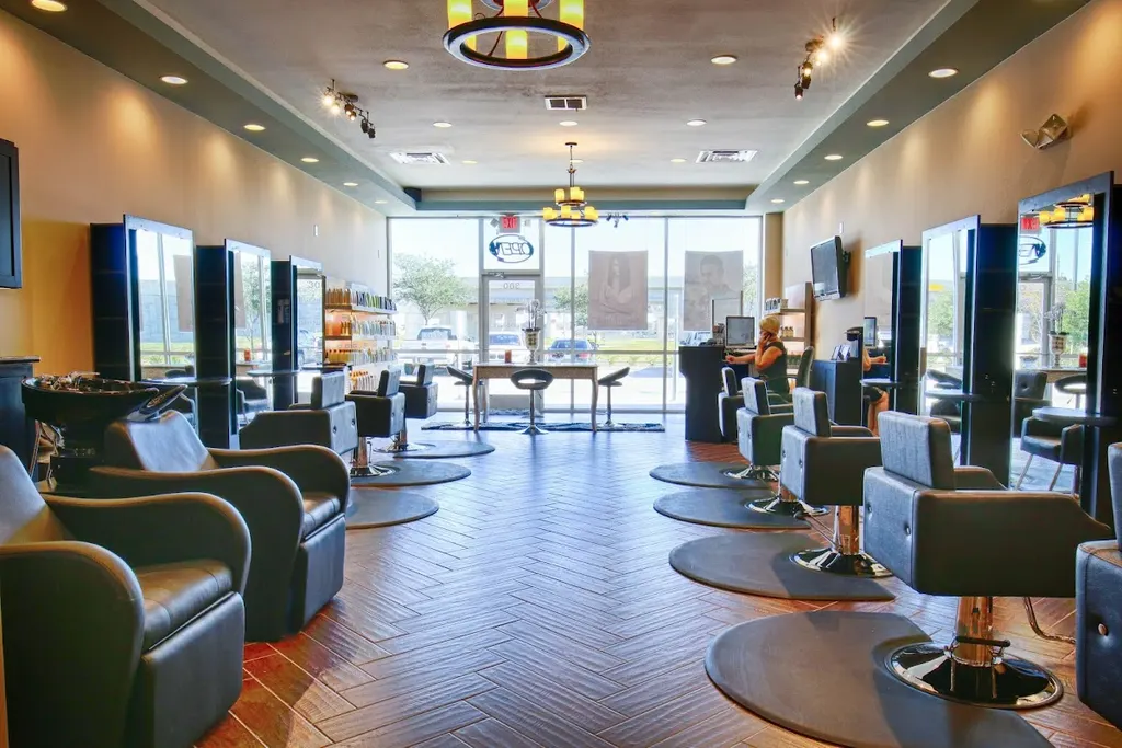 Euphoria Hair Studio — Hair salon in Richmond