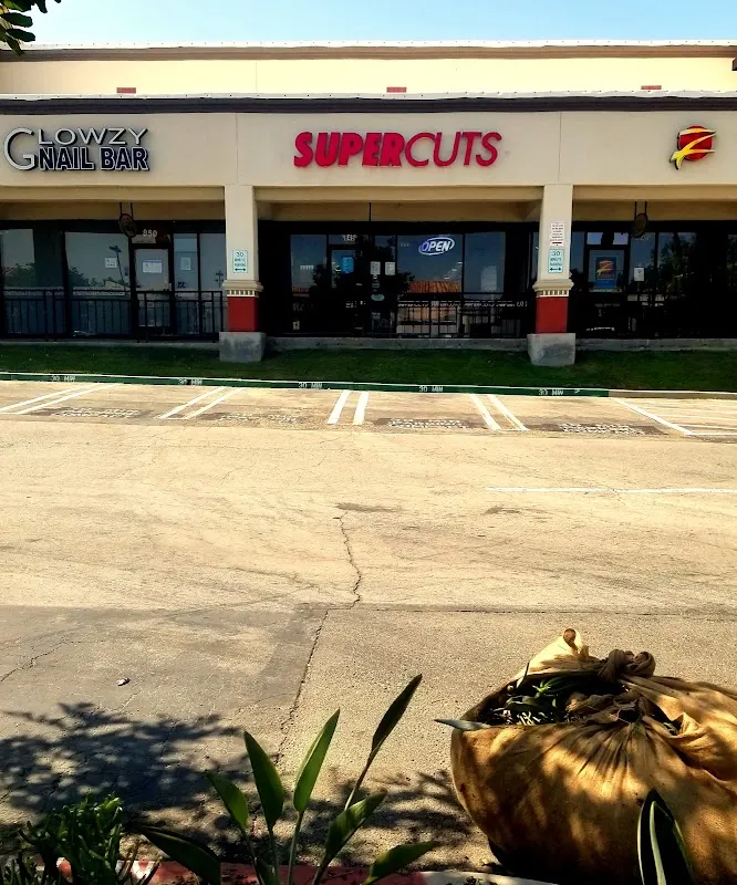 SUPERCUTS — Hair salon in Chino Hills